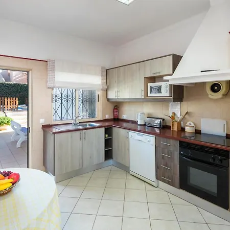 Casa Mestre, Vilamoura - 3 Bedroom With Private Gated Pool Villa